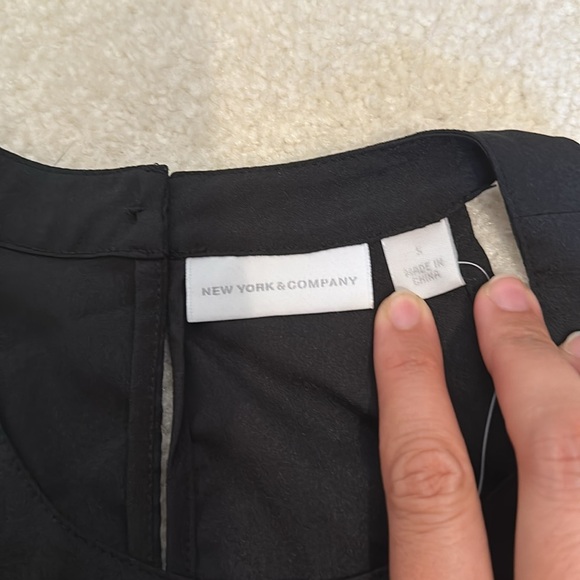 NWOT New York and Company Tank Blouse - Picture 5 of 7